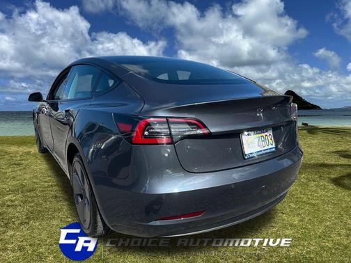 2022 Tesla Model 3 Standard Range