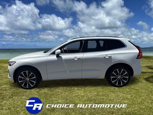 2022 Volvo XC60 B5 Momentum