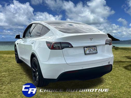 2021 Tesla Model Y Standard Range Rear-Wheel Drive