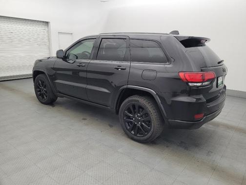 Diamond Black Crystal Pearlcoat 2019 Jeep Grand Cherokee Altitude
