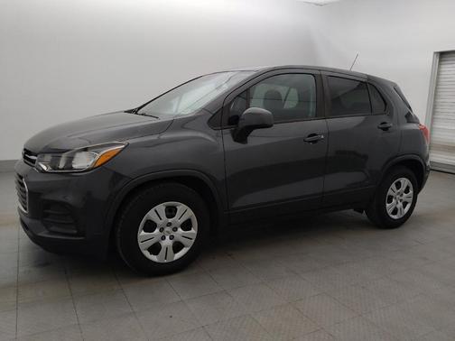 Nightfall Gray Metallic 2019 Chevrolet Trax LS
