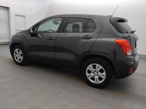 Nightfall Gray Metallic 2019 Chevrolet Trax LS