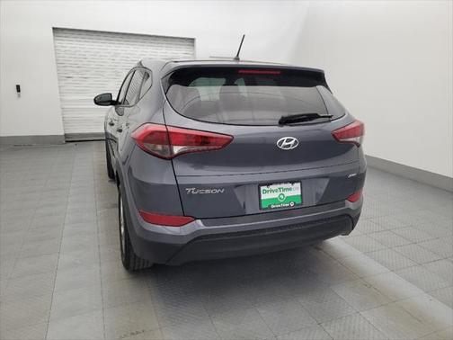 2018 Hyundai TUCSON SE