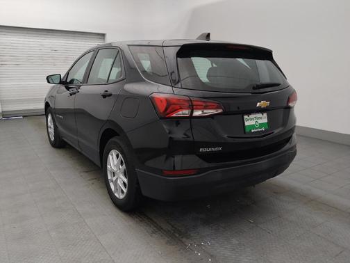Mosaic Black Metallic 2023 Chevrolet Equinox LS