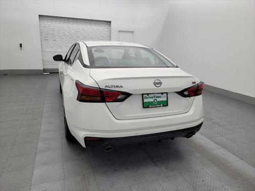 2023 Nissan Altima SR FWD