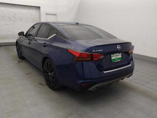 2020 Nissan Altima SR FWD