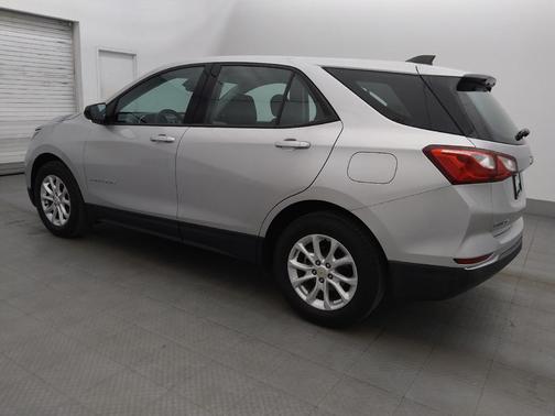 Silver 2018 Chevrolet Equinox LS