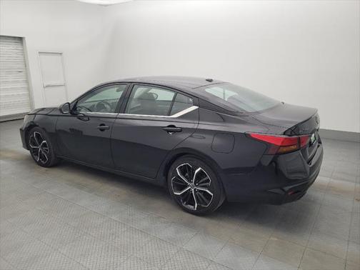 2023 Nissan Altima SR FWD