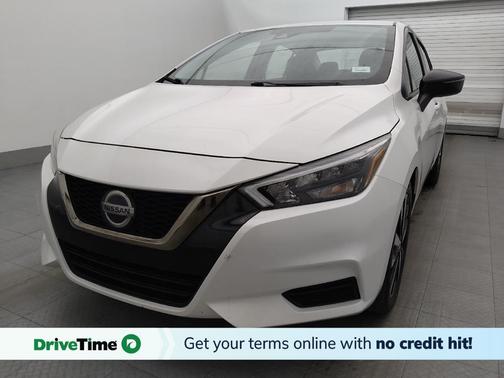 Aspen White Tricoat 2022 Nissan Versa 1.6 S