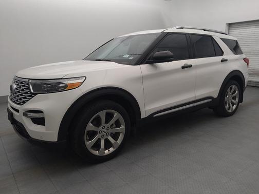 Star White Metallic Tri-Coat 2020 Ford Explorer Platinum