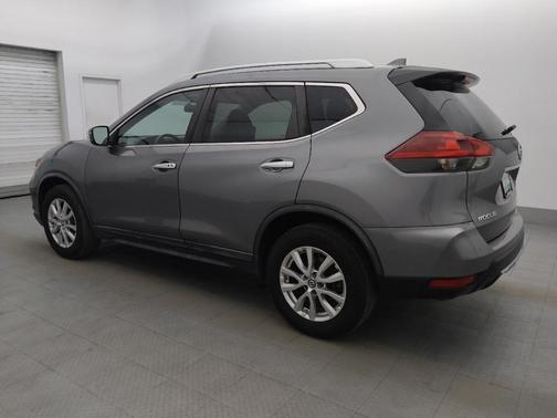 Gun Metallic 2018 Nissan Rogue SV