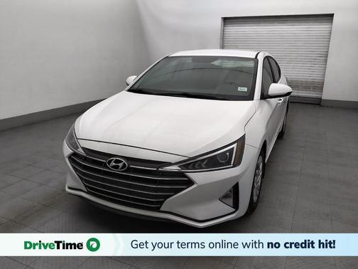 2019 Hyundai ELANTRA SE