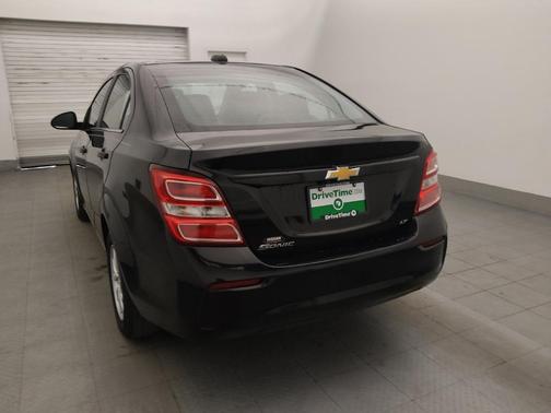 Mosaic Black Metallic 2020 Chevrolet Sonic FWD Sedan LT