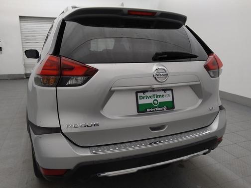 Brilliant Silver 2017 Nissan Rogue SL