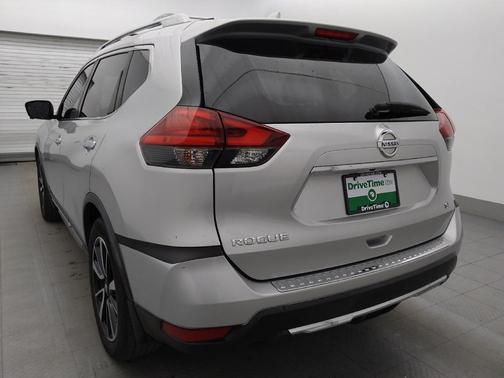 Brilliant Silver 2017 Nissan Rogue SL