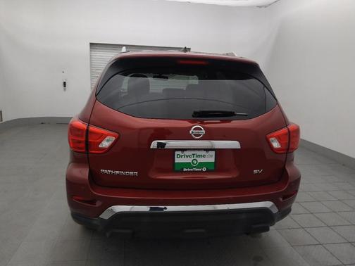 2018 Nissan Pathfinder SV