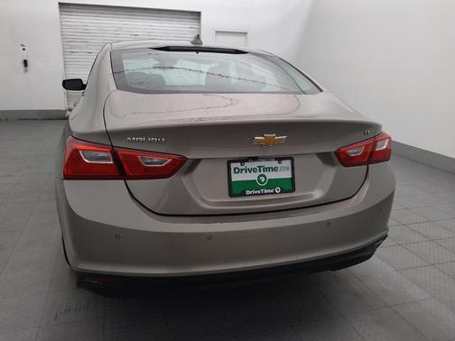 Gold 2024 Chevrolet Malibu FWD 1LT
