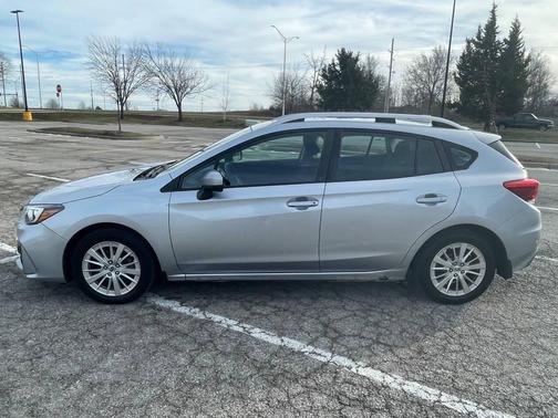 2017 Subaru Impreza 2.0i Premium