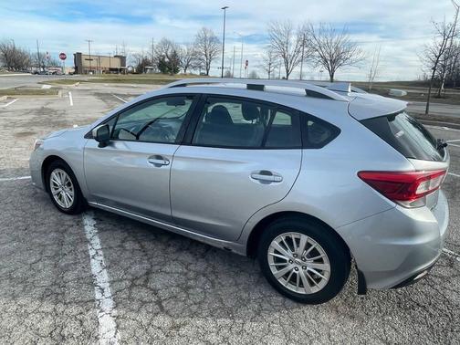2017 Subaru Impreza 2.0i Premium