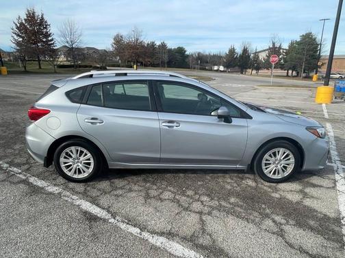 2017 Subaru Impreza 2.0i Premium