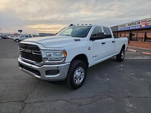 2021 RAM 3500 Tradesman Crew Cab 4x4 8' Box