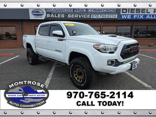 2017 Toyota Tacoma TRD Sport