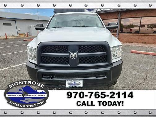 2017 RAM 2500 Tradesman Regular Cab 4x4 8' Box
