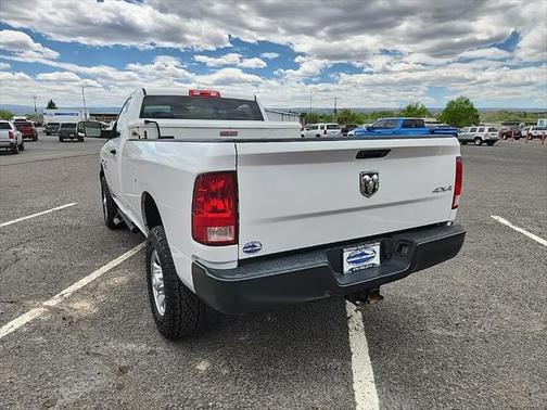 2017 RAM 2500 Tradesman Regular Cab 4x4 8' Box