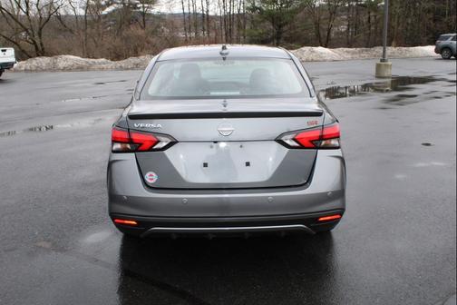 Gun Metallic 2024 Nissan Versa 1.6 S