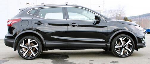 2022 Nissan Rogue Sport SL