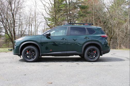Obsidian Green 2026 Nissan Rogue Rock Creek
