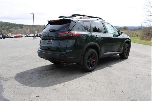 Obsidian Green 2026 Nissan Rogue Rock Creek