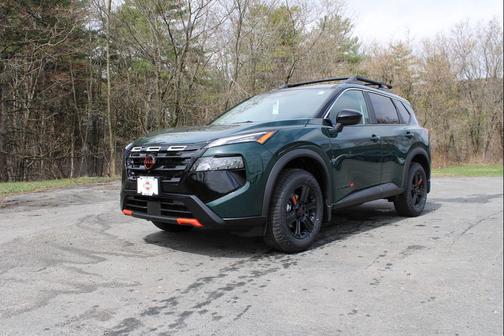 Obsidian Green 2026 Nissan Rogue Rock Creek