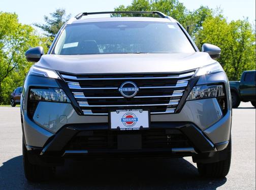 Gun Metallic 2026 Nissan Rogue Platinum