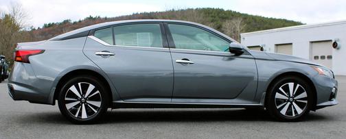 2021 Nissan Altima 2.5 SL