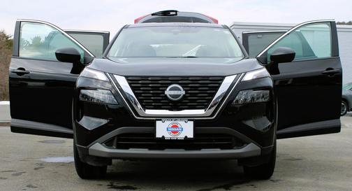 Super Black 2023 Nissan Rogue S