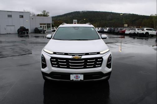 Summit White 2025 Chevrolet Equinox 1LT