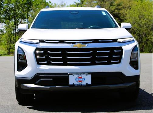 Summit White 2025 Chevrolet Equinox 1LT