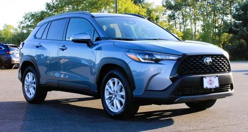 2024 Toyota Corolla Cross LE