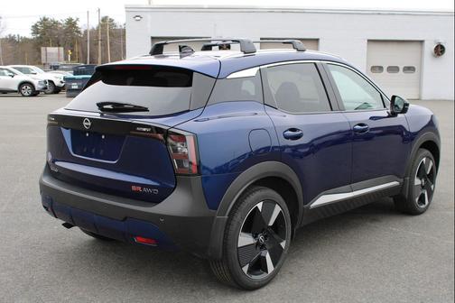 Deep Blue Pearl 2026 Nissan Kicks SR