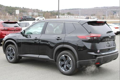 Super Black 2026 Nissan Rogue SV