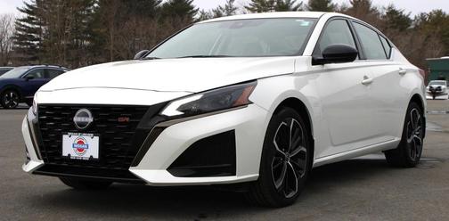 2023 Nissan Altima SR Intelligent AWD