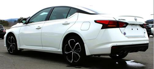 2023 Nissan Altima SR Intelligent AWD