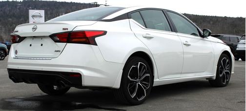 2023 Nissan Altima SR Intelligent AWD