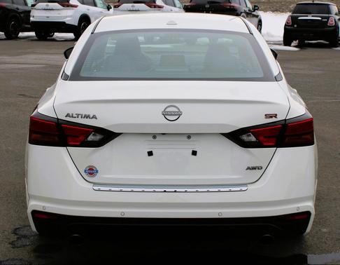 2023 Nissan Altima SR Intelligent AWD