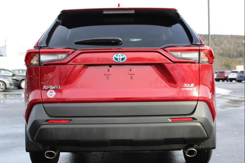 2023 Toyota RAV4 Hybrid XLE