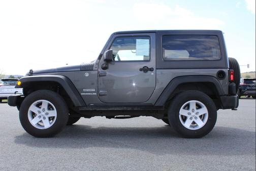 Granite Crystal Metallic Clearcoat 2017 Jeep Wrangler Sport