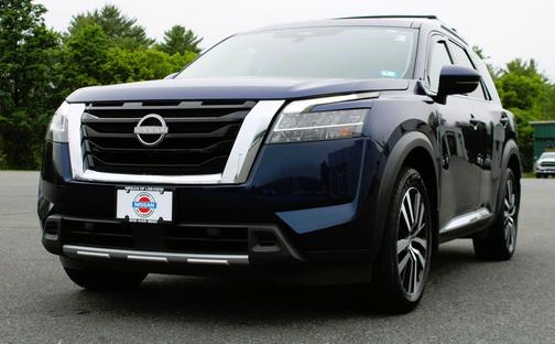 Deep Ocean Blue Pearl 2023 Nissan Pathfinder Platinum 4WD