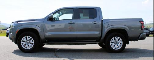 Gun Metallic 2023 Nissan Frontier SV