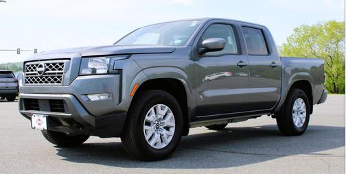 Gun Metallic 2023 Nissan Frontier SV